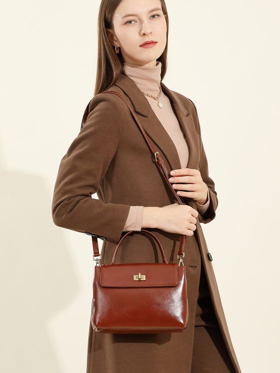 Elova Handcrafted Genuine Leather Crossbody Bag in Black - E556 view 2