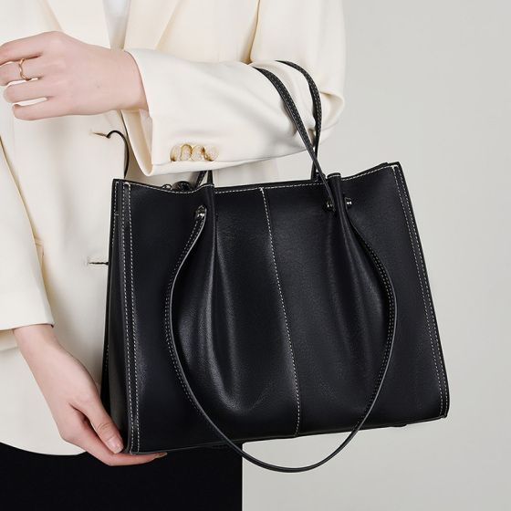 Elova Handcrafted Genuine Leather Tote Bag in Black - E180 view 4