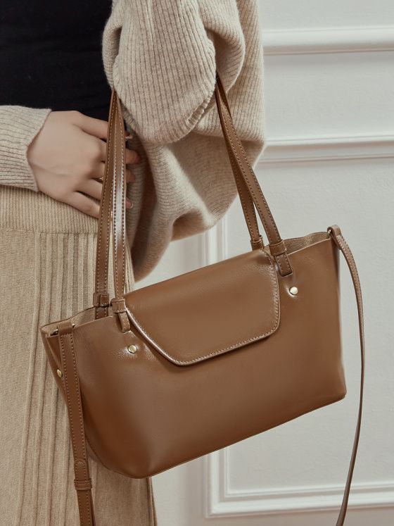 Elova Handcrafted Genuine Leather Crossbody Bag in Black - E761 view 6