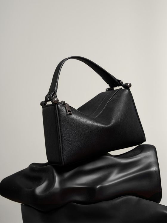 Elova Handcrafted Genuine Leather Crossbody Bag in Black - E186 view 6