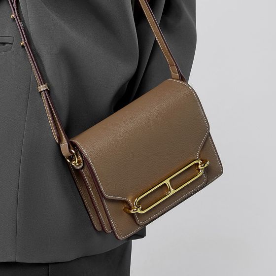 Elova Handcrafted Genuine Leather Bag in Black - E528 view 8