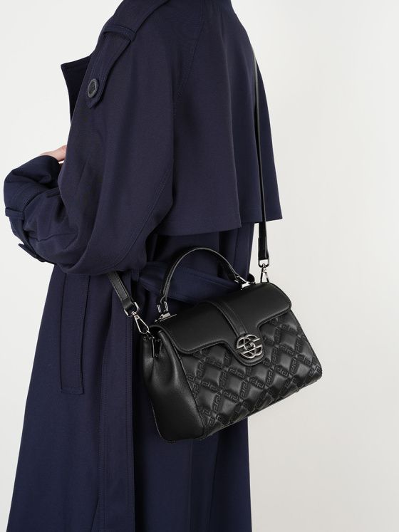 Elova Handcrafted Genuine Leather Crossbody Bag in Black - E249