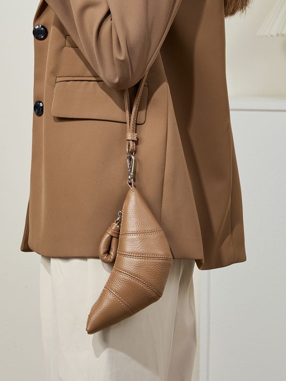 Elova Handcrafted Genuine Leather Wallet in Black - E416 view 5