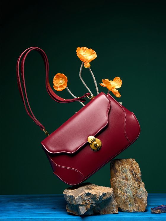 Elova Handcrafted Genuine Leather Crossbody Bag in Black - E371 view 6