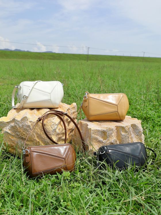 Elova Handcrafted Genuine Leather Crossbody Bag in Black - E684 view 7