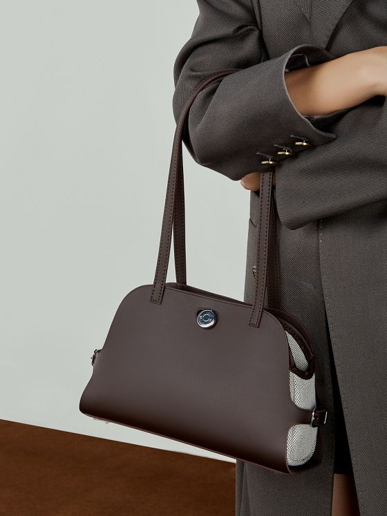 Elova Handcrafted Genuine Leather Bag in Black - E785 view 4