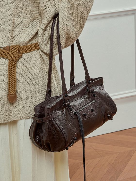 Elova Handcrafted Genuine Leather Shoulder Bag in Black - E769 view 6