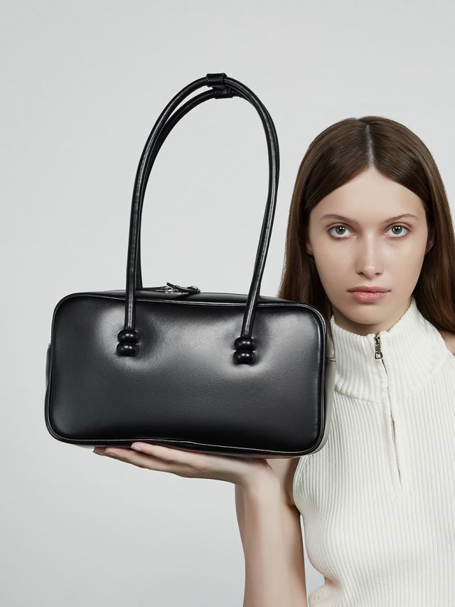 Elova Handcrafted Genuine Leather Bag in Black - E636 view 8