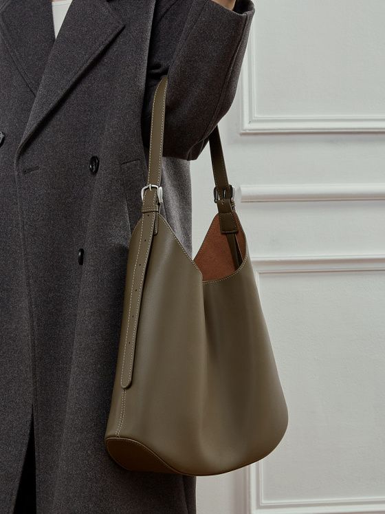 Elova Handcrafted Genuine Leather Crossbody Bag in Black - E766 view 8