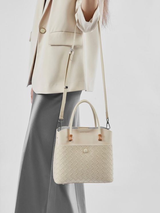 Elova Handcrafted Genuine Leather Tote Bag in Black - E465 view 5