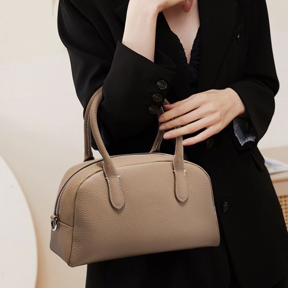 Elova Handcrafted Genuine Leather Bag in Brown - E169