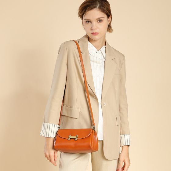 Elova Handcrafted Genuine Leather Crossbody Bag in Black - E499 view 7