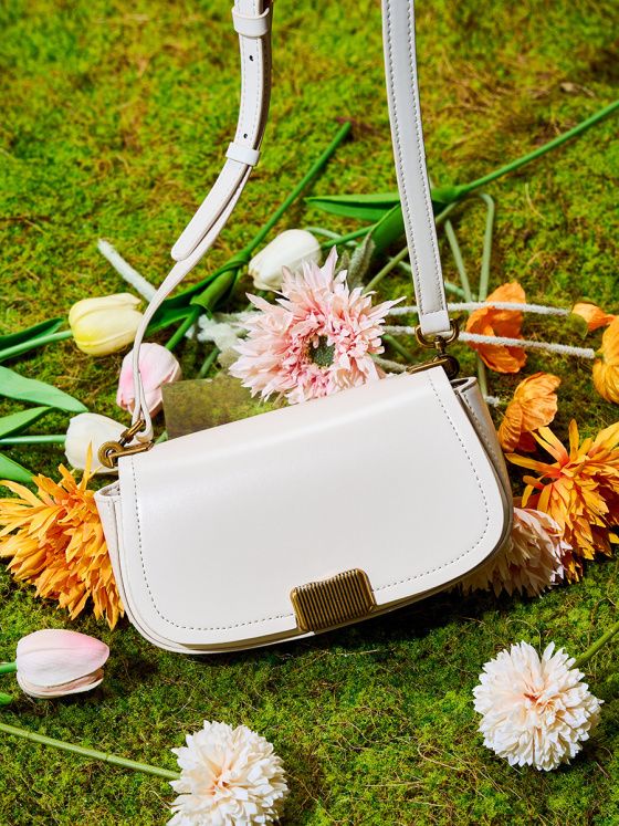 Elova Handcrafted Genuine Leather Crossbody Bag in Black - E290 view 6