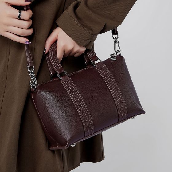 Elova Handcrafted Genuine Leather Bag in Black - E537 view 3