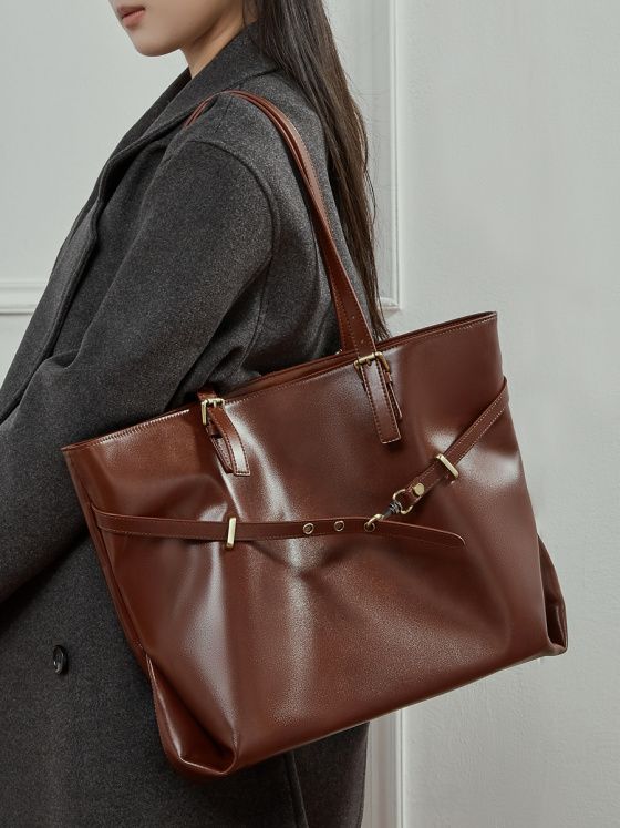 Elova Handcrafted Genuine Leather Tote Bag in Black - E768