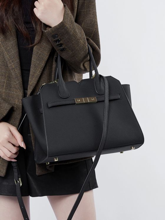 Elova Handcrafted Genuine Leather Crossbody Bag in Black - E505 view 7