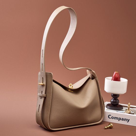 Elova Handcrafted Genuine Leather Tote Bag in Black - E297 view 6