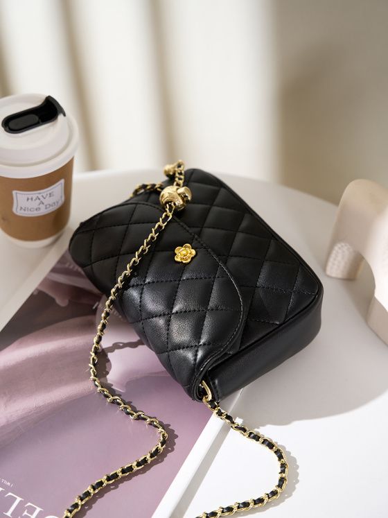 Elova Handcrafted Genuine Leather Crossbody Bag in Black - E233 view 5