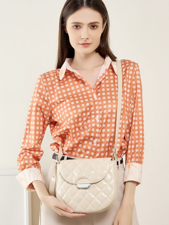 Elova Handcrafted Genuine Leather Crossbody Bag in Black - E364 view 3