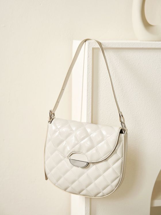 Elova Handcrafted Genuine Leather Crossbody Bag in Black - E364 view 5