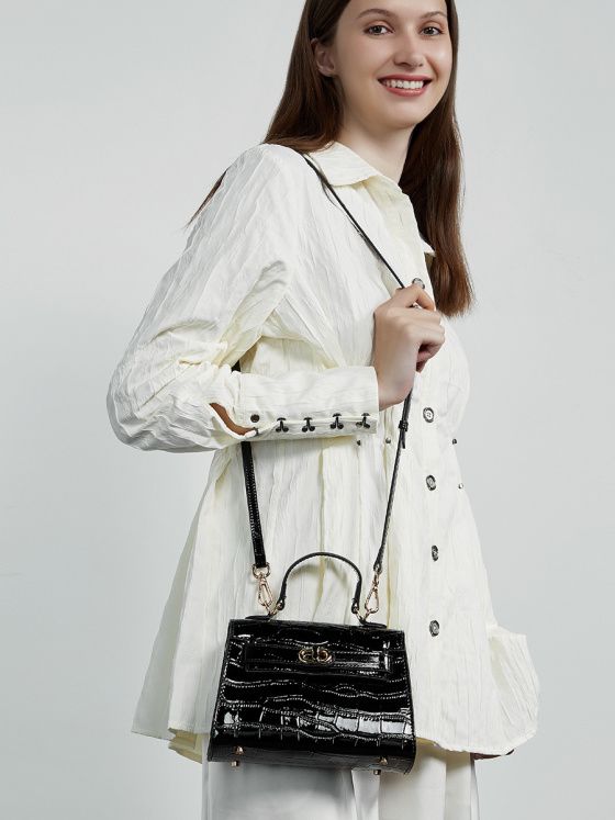 Elova Handcrafted Genuine Leather Crossbody Bag in Black - E649 view 5