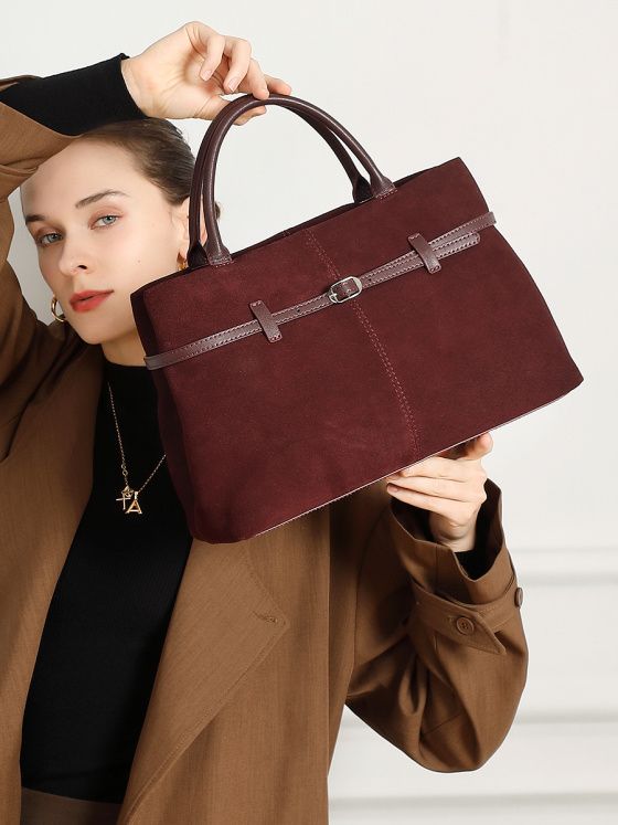 Elova Handcrafted Genuine Leather Crossbody Bag in Black - E754 view 6