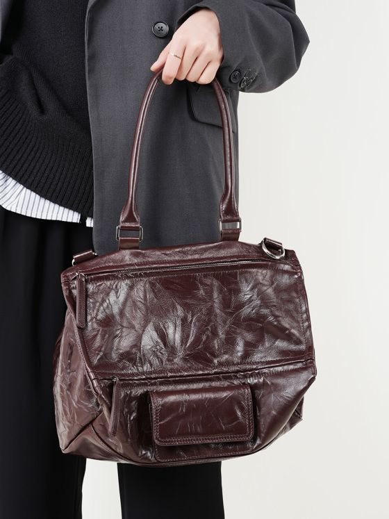 Elova Handcrafted Genuine Leather Crossbody Bag in Black - E250 view 3