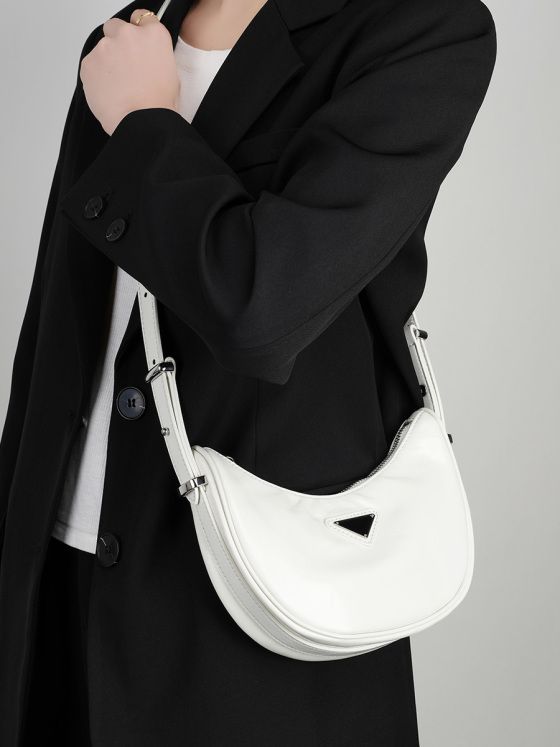 Elova Handcrafted Genuine Leather Crossbody Bag in Black - E379 view 2