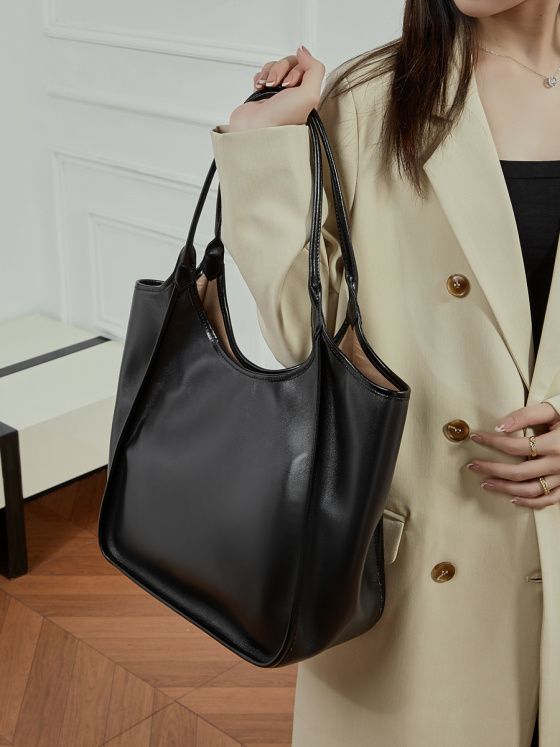 Elova Handcrafted Genuine Leather Tote Bag in Black - E771 view 8