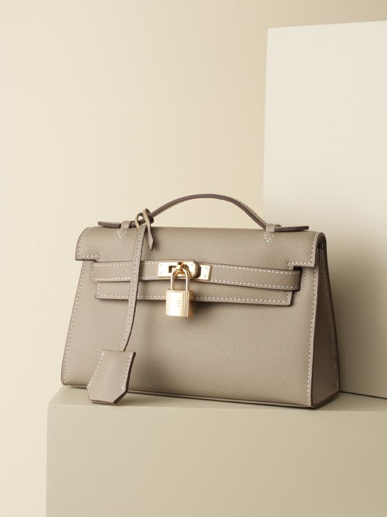 Elova Handcrafted Genuine Leather Crossbody Bag in Black - E432 view 6