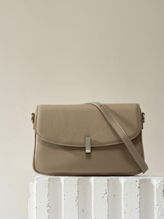 Elova Handcrafted Genuine Leather Crossbody Bag in Black - E369 view 5