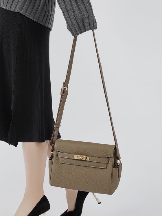 Elova Handcrafted Genuine Leather Crossbody Bag in Black - E476 view 4