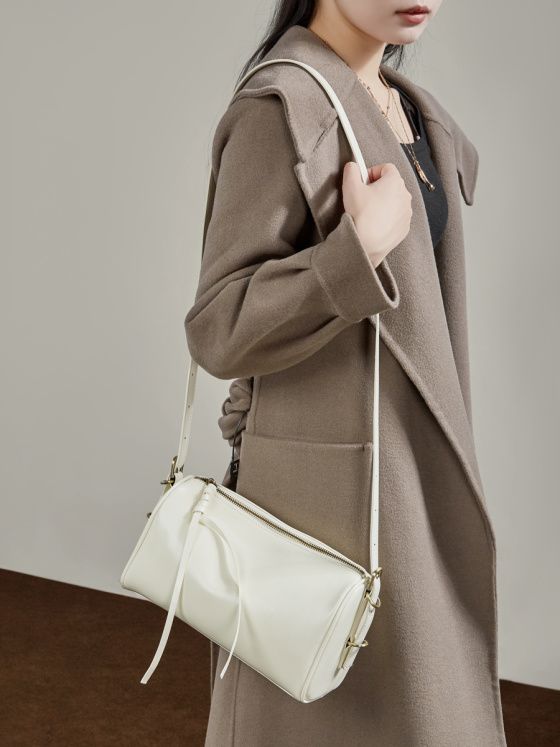 Elova Handcrafted Genuine Leather Crossbody Bag in Black - E808 view 6