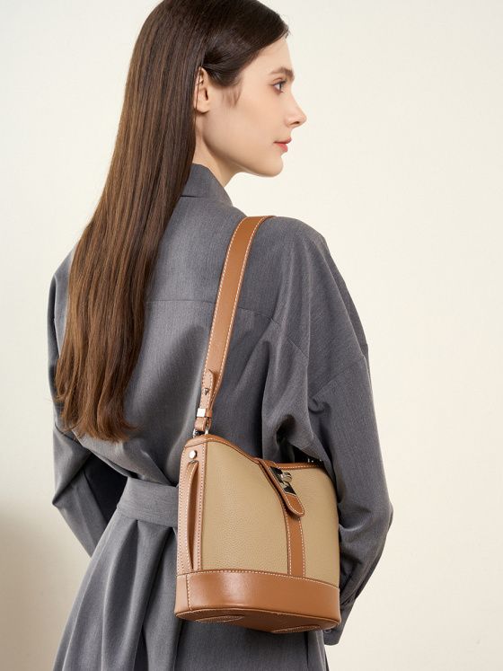 Elova Handcrafted Genuine Leather Crossbody Bag in White - E381 view 3