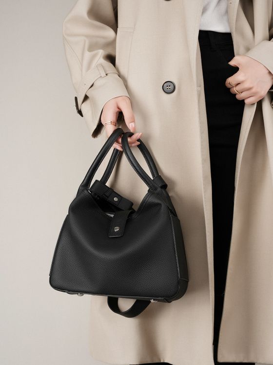 Elova Handcrafted Genuine Leather Bag in Black - E287 view 5