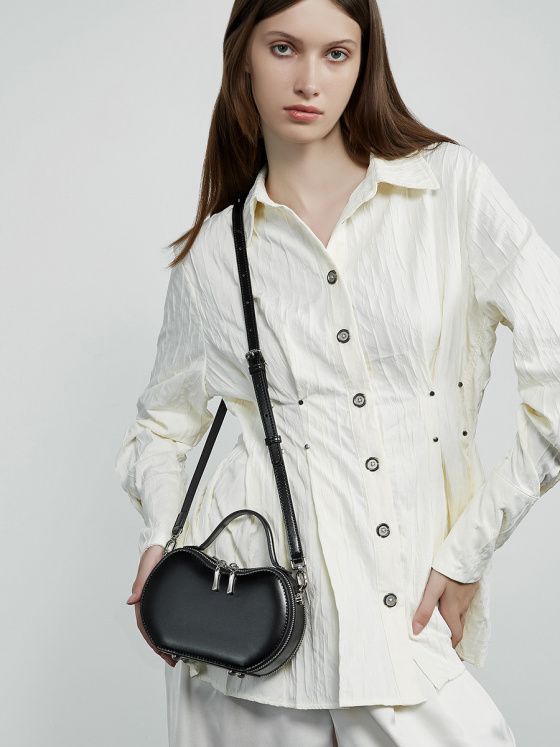 Elova Handcrafted Genuine Leather Crossbody Bag in Black - E631 view 5