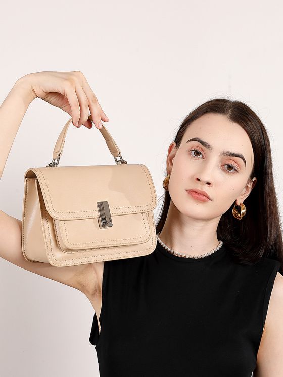 Elova Handcrafted Genuine Leather Crossbody Bag in Black - E683 view 7