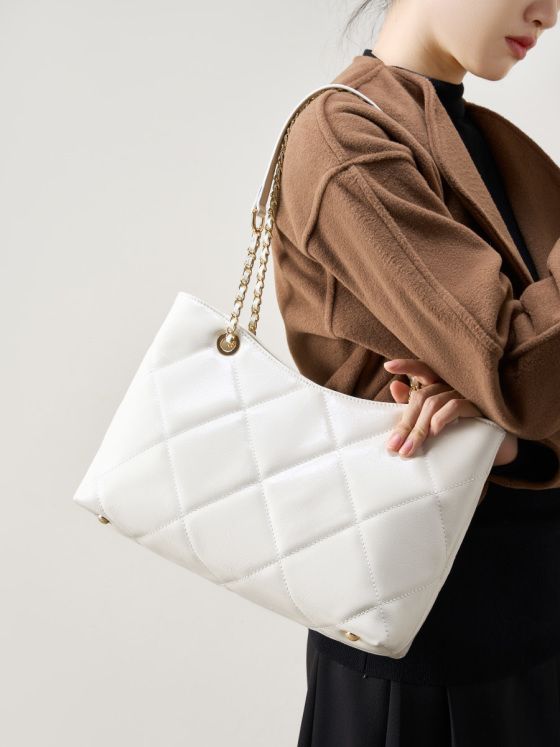 Elova Handcrafted Genuine Leather Crossbody Bag in Black - E544 view 4