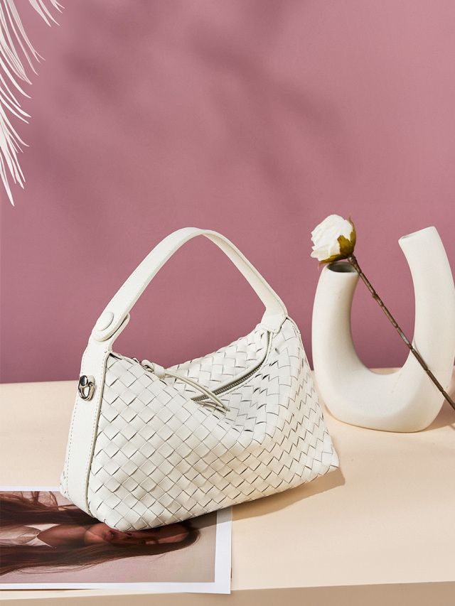 Elova Handcrafted Genuine Leather Crossbody Bag in Black - E346 view 6