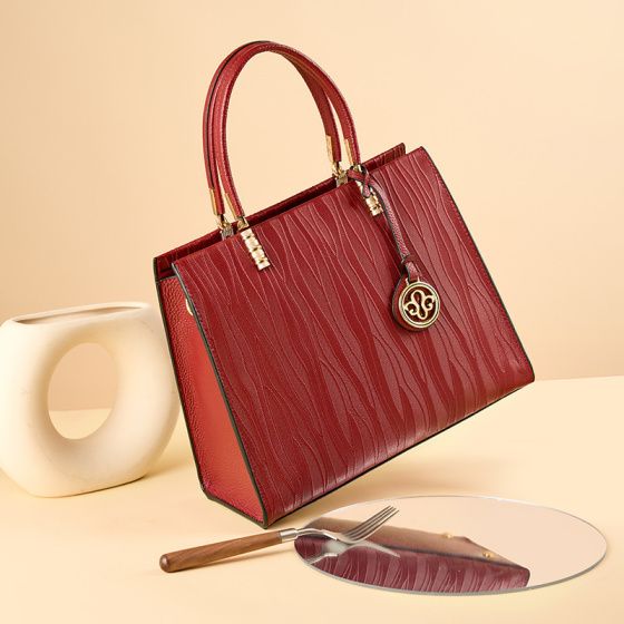 Elova Handcrafted Genuine Leather Bag in Black - E312 view 6