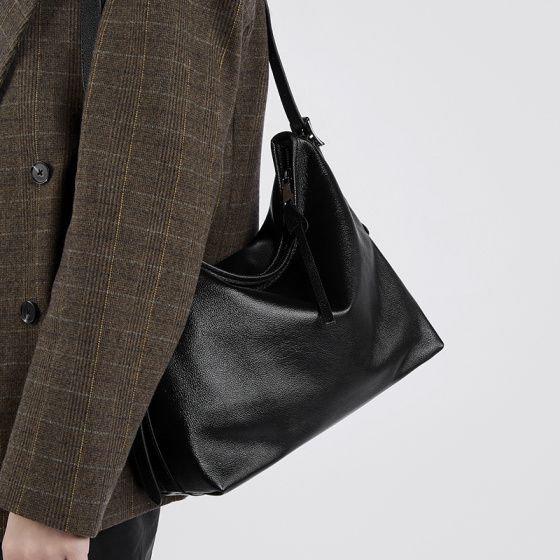 Elova Handcrafted Genuine Leather Tote Bag in Black - E518 view 4