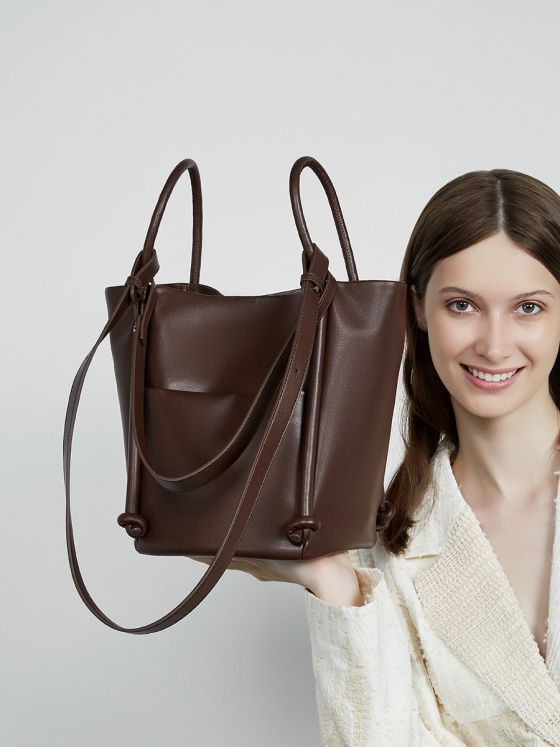 Elova Handcrafted Genuine Leather Tote Bag in Black - E770 view 2