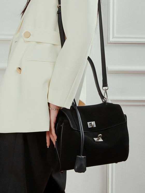 Elova Handcrafted Genuine Leather Crossbody Bag in Black - E784 view 5