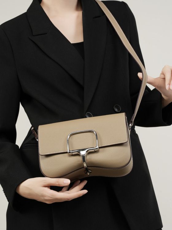 Elova Handcrafted Genuine Leather Crossbody Bag in Black - E437 view 4