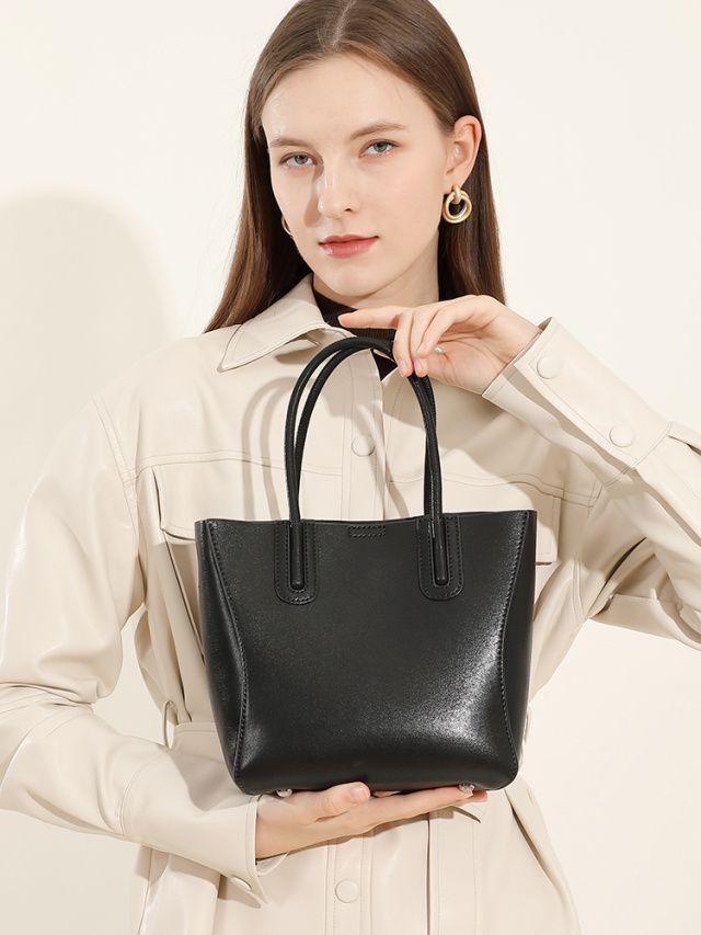 Elova Handcrafted Genuine Leather Crossbody Bag in Black - E580 view 6