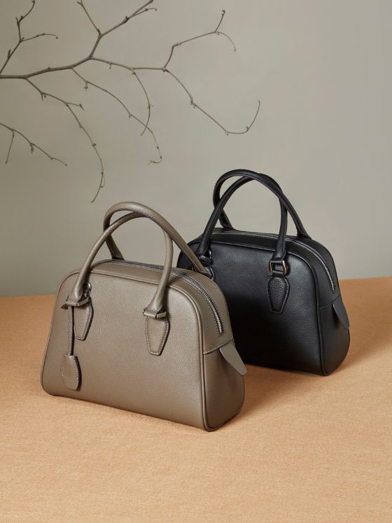 Elova Handcrafted Genuine Leather Bag in Black - E479 view 3