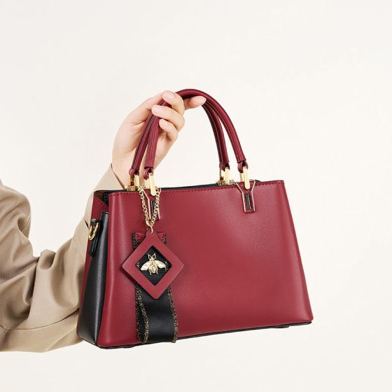 Elova Handcrafted Genuine Leather Crossbody Bag in Black - E176 view 3