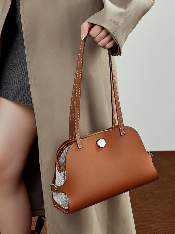 Elova Handcrafted Genuine Leather Bag in Black - E785 view 3