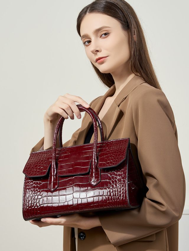 Elova Handcrafted Genuine Leather Crossbody Bag in Red - E383 view 6