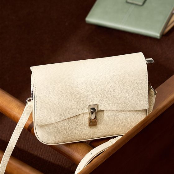 Elova Handcrafted Genuine Leather Crossbody Bag in Black - E420 view 6